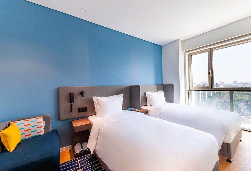 Quarto Estandar, Holiday Inn Express Shanghai Baoyang, An Ihg