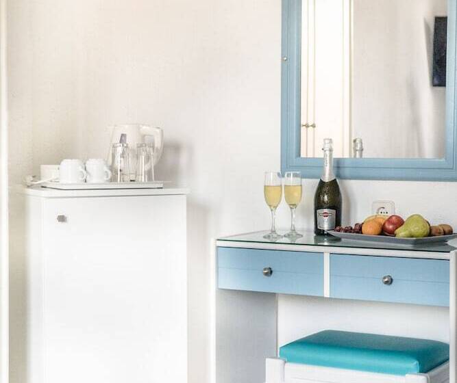 サイドオーシャンビュースタンダードルーム, Aeolos Beach Resort