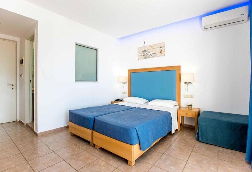 スーペリアトリプルルーム, Aeolos Beach Resort