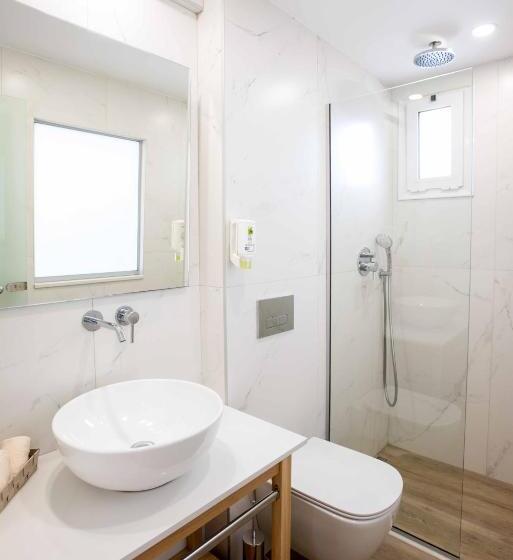 スーペリアトリプルルーム, Aeolos Beach Resort