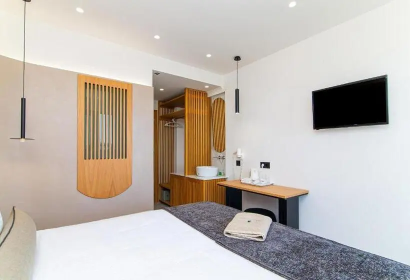 Premium Kolmen Hengen Huone, Aeolos Beach Resort