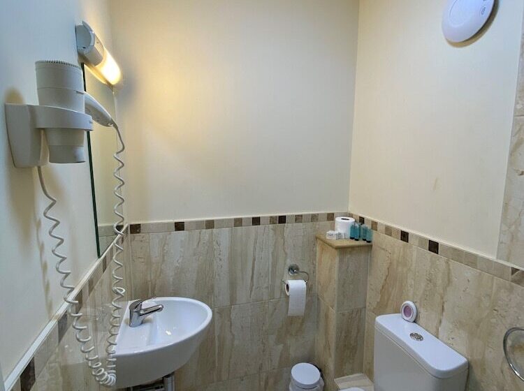 Номер Стандарт, Buckingham