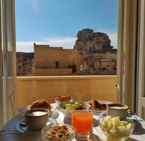 小型套房带阳台, Caveoso