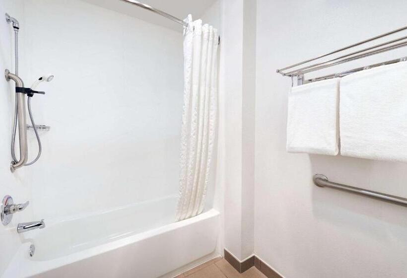 Люкс Адаптированный для Инвалидов, Comfort Suites Milwaukee Airport
