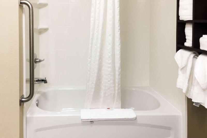 سوئیت با تخت بزرگ, Comfort Suites Regency Park