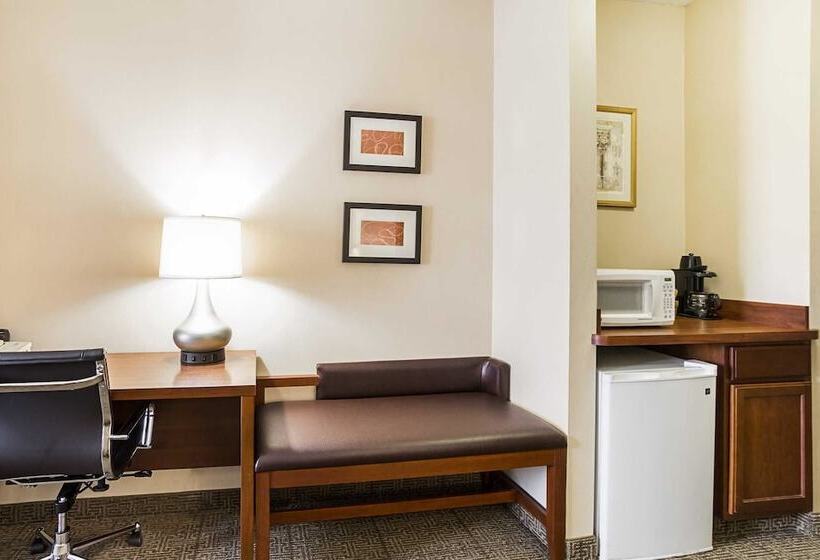 جناح, Comfort Suites