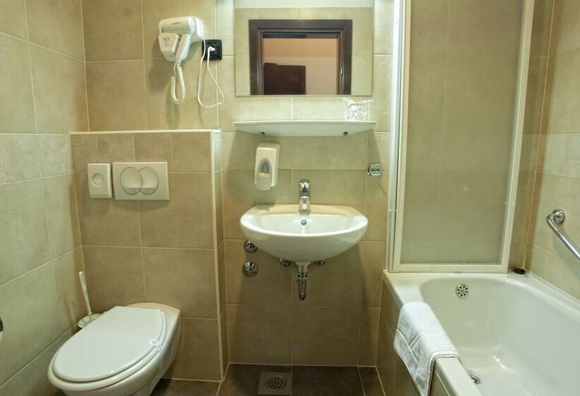 スタンダードルーム, Continental