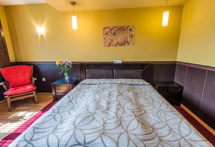 اتاق استاندارد, Ego   Free Parking   Top Central Location