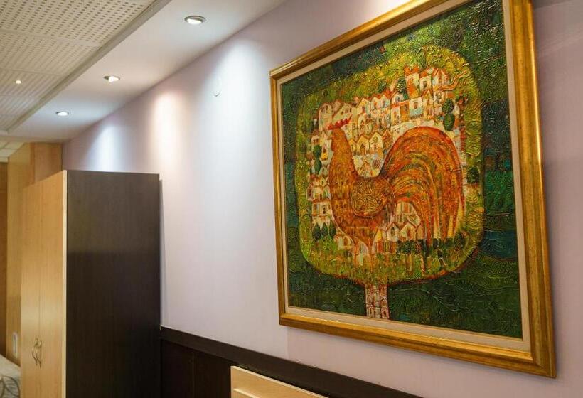 Pokój Czteroosobowy Deluxe, Ego   Free Parking   Top Central Location