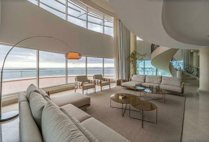 Люкс, Enjoy Punta Del Este