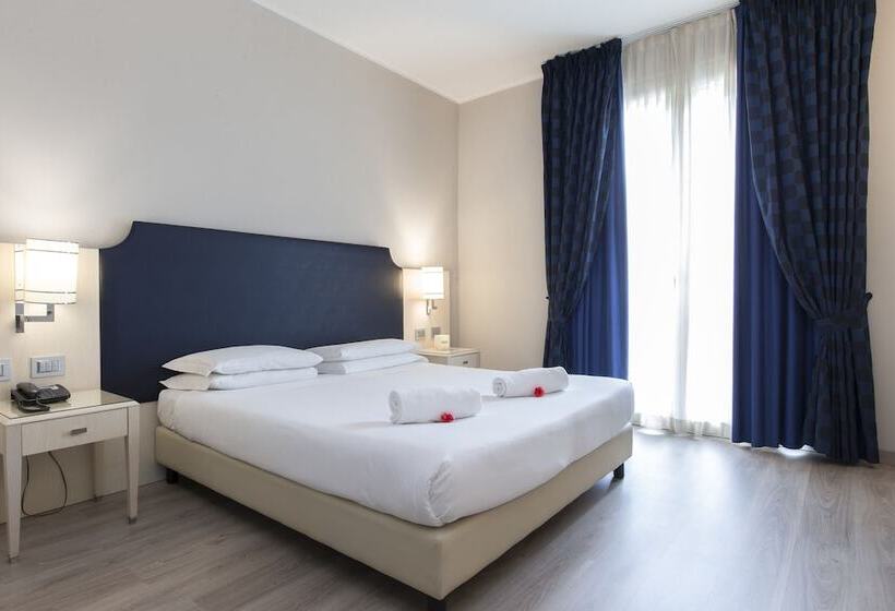 Номер Superior, Just Hotel Lomazzo Fiera