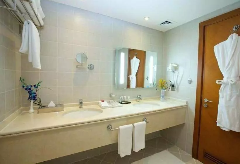 سوییت جونیور, Lavender Hotel Sharjah
