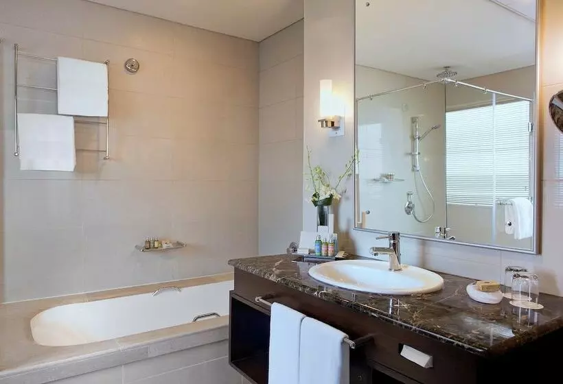 سوییت, Media Rotana Dubai