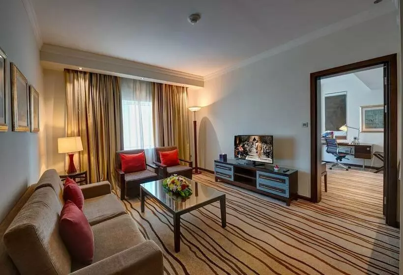 سوییت, Media Rotana Dubai