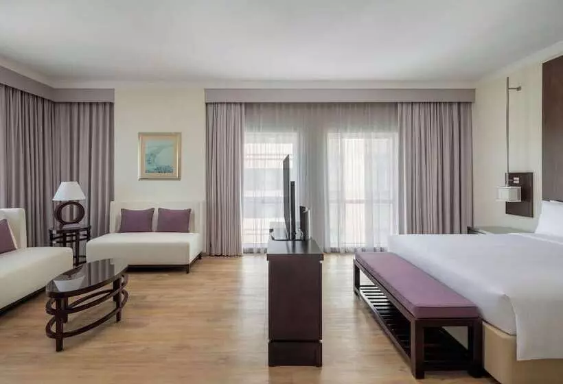 سوییت اجرایی, Media Rotana Dubai