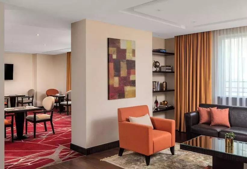 سوییت اجرایی, Media Rotana Dubai