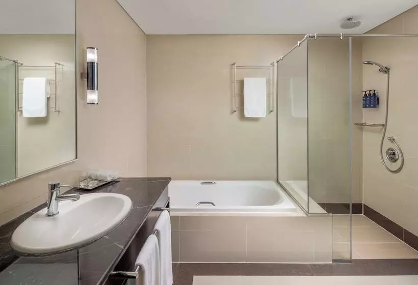 سوییت, Media Rotana Dubai