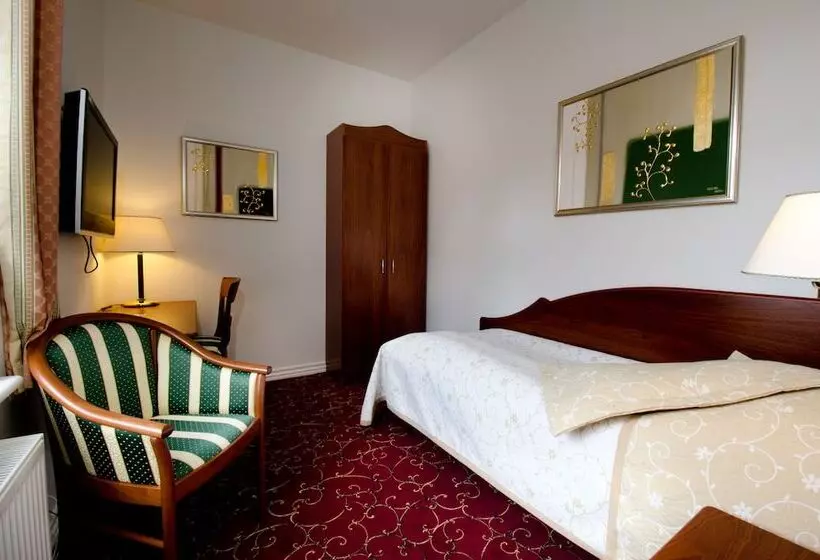 اتاق استاندارد یک نفره, Milling Hotel Park