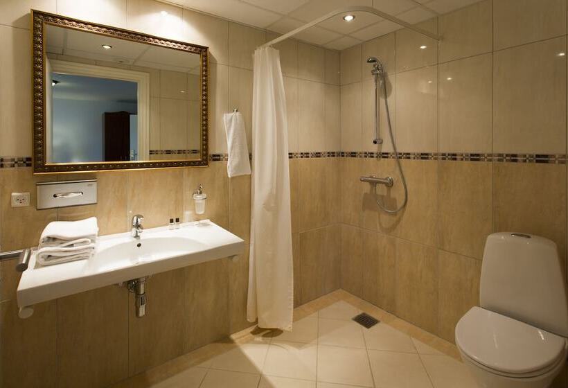Семейный Номер, Milling Hotel Park