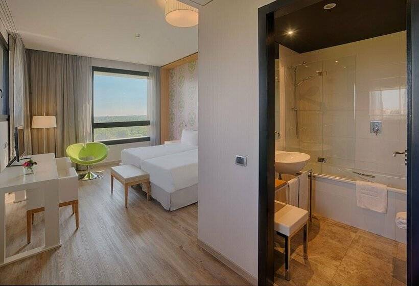 家庭间, NH Milano Fiera