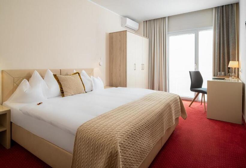 חדר סטנדרט, Post Wrann