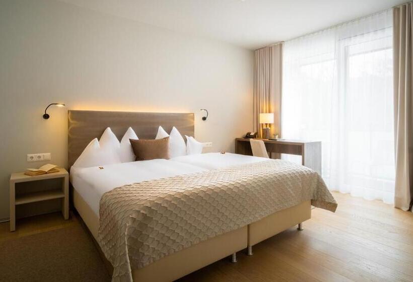 חדר קומפורט, Post Wrann