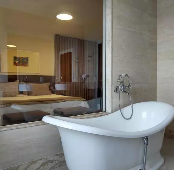 اتاق مستر, Pousada Villa Alferes