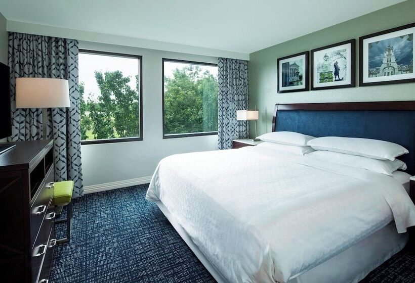 Люкс, Sheraton Suites Philadelphia Airport
