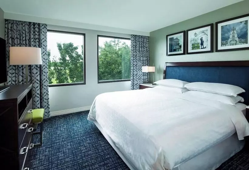 سوییت, Sheraton Suites Philadelphia Airport