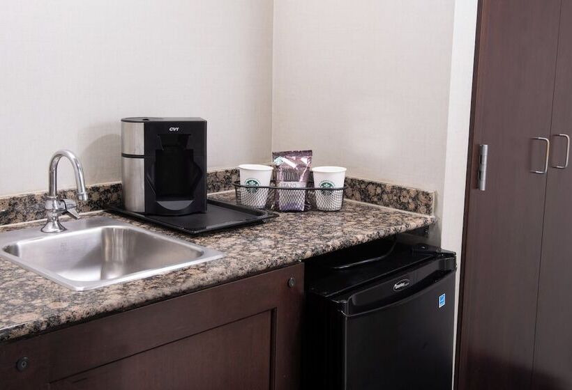 스위트, Sheraton Suites Philadelphia Airport