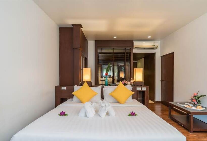 Номер Deluxe с Балконом, The Briza Beach Resort, Khao Lak Sha Extra Plus