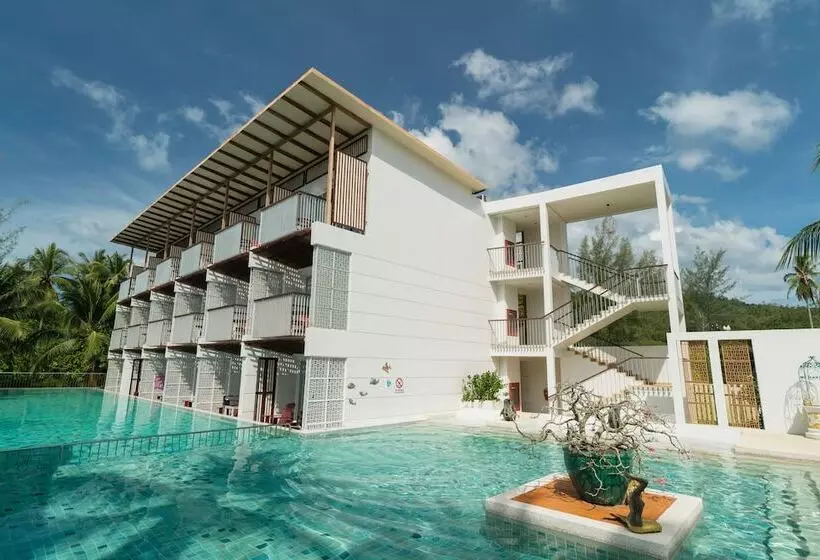 اتاق لوکس, The Briza Beach Resort, Khao Lak Sha Extra Plus