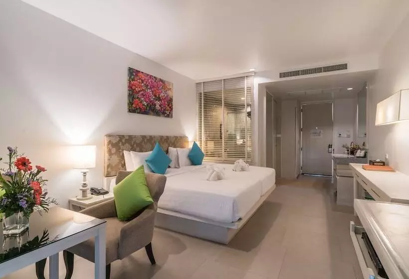 اتاق لوکس, The Briza Beach Resort, Khao Lak Sha Extra Plus