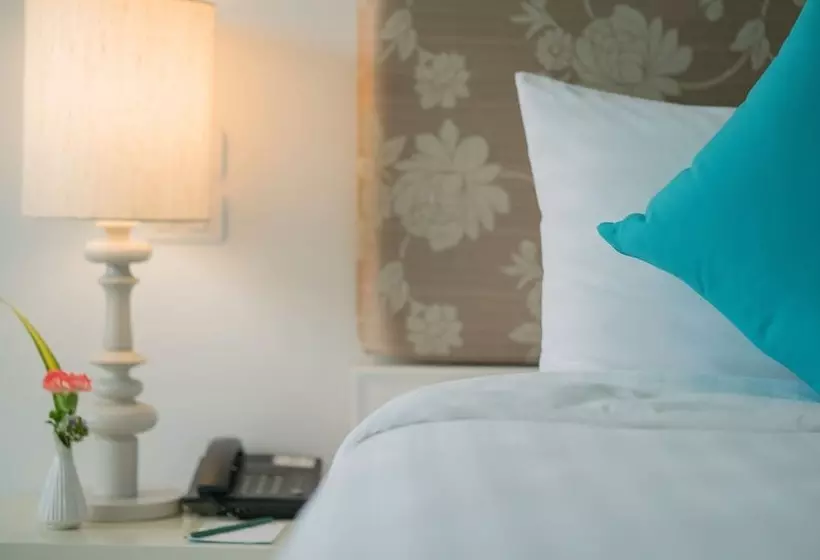 اتاق لوکس, The Briza Beach Resort, Khao Lak Sha Extra Plus