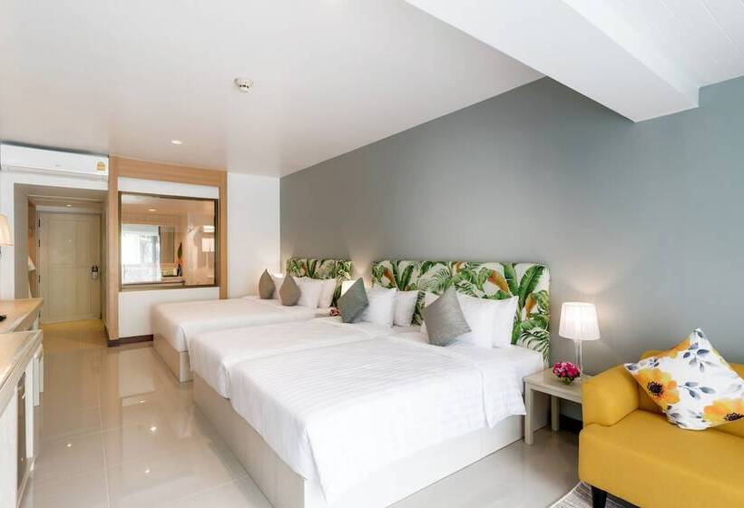 Трехместный Номер Deluxe, The Briza Beach Resort, Khao Lak Sha Extra Plus