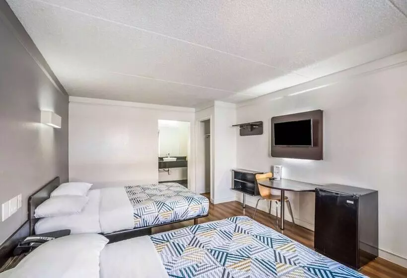 Standard-huone 2 Parivuodetta, Motel 6dallas, Tx  Market Center