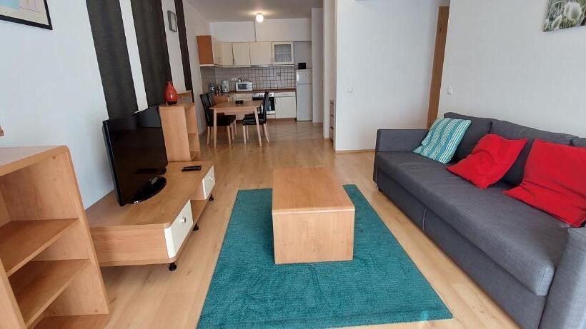 带1个卧室的公寓, Opera Residence