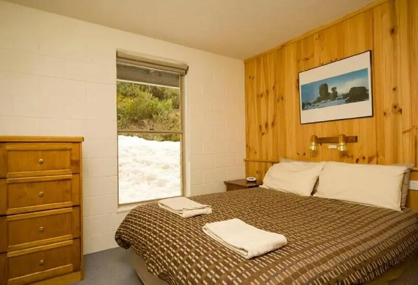 ２ベッドルームアパートメント, Alpine View Apartments