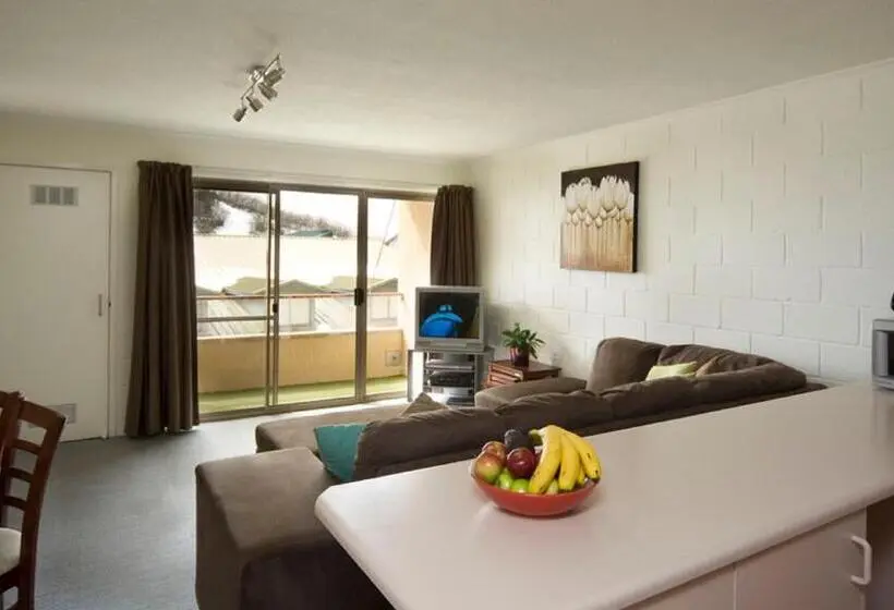 ２ベッドルームアパートメント, Alpine View Apartments