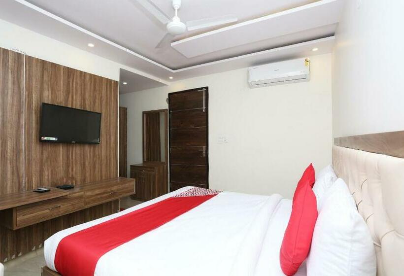 Standart Oda, Oyo 28302  Welcome Banquets And Room