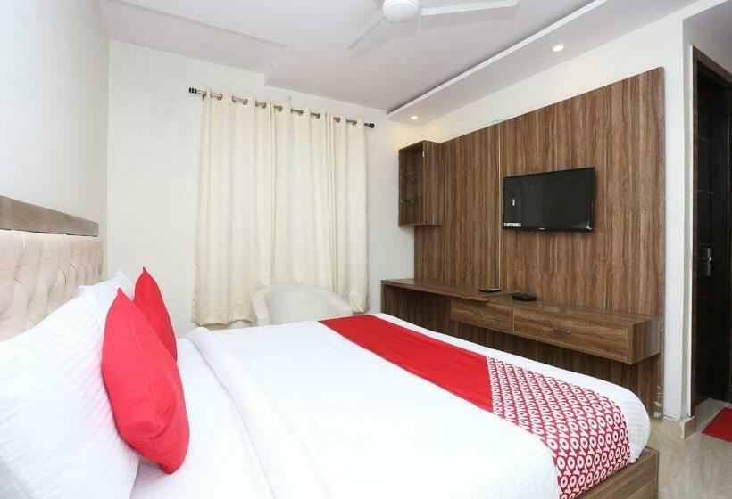 Standart Oda, Oyo 28302  Welcome Banquets And Room