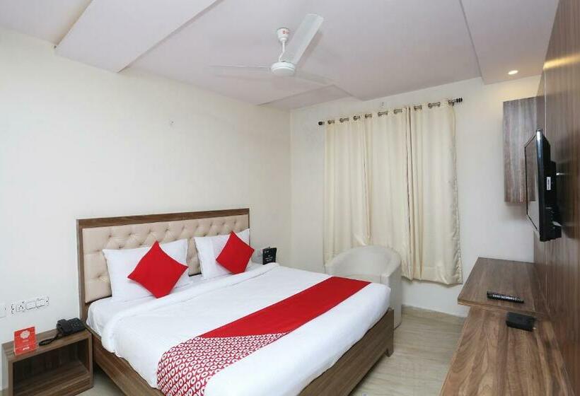 Standart Oda, Oyo 28302  Welcome Banquets And Room