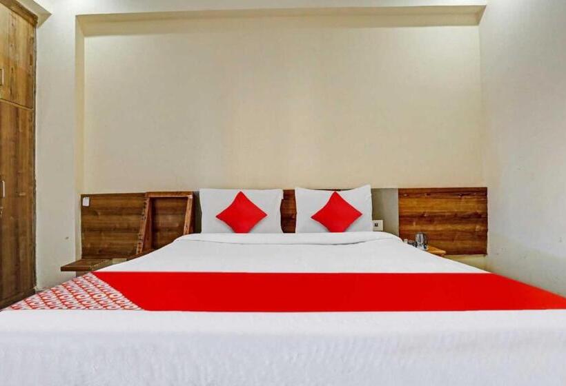 Standardrum, Oyo 73360 Surya Kiran Inn