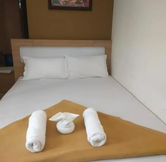 デラックスルーム, Treebo Sree Varshavilas Regency, 500 Mtrs From Guruvayoor Temple
