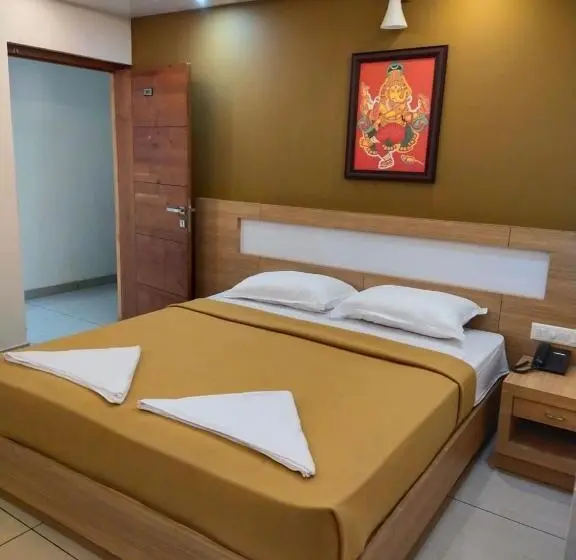 デラックスファミリールーム, Treebo Sree Varshavilas Regency, 500 Mtrs From Guruvayoor Temple