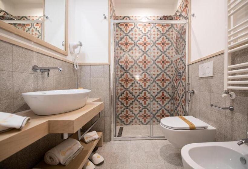 Номер Стандарт, Maison Marie