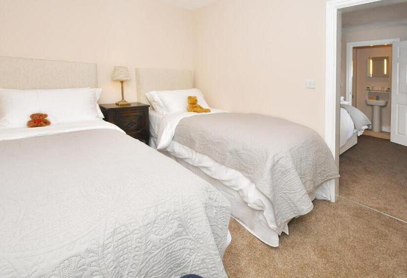 Семейный Номер Deluxe, The Fountain Inn