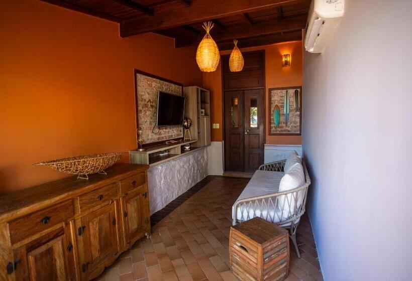 اتاق لوکس سه تخته, Casa Conceição
