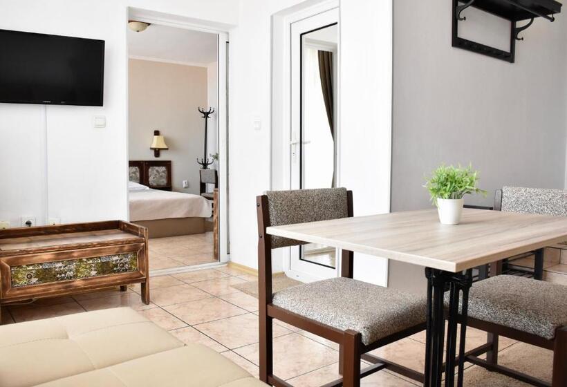 Апартаменты 1 Спальня, Family Hotel Apolonia
