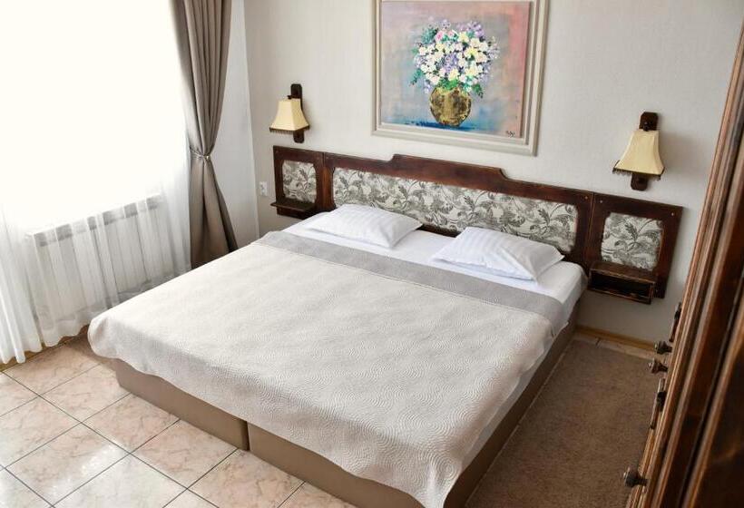 Апартаменты 1 Спальня, Family Hotel Apolonia